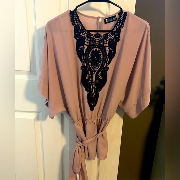 New York & Company Tops - NWOT pink/black NY&Co Top